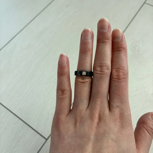 B.zero1 Essential Ring - Picture 4 of 4